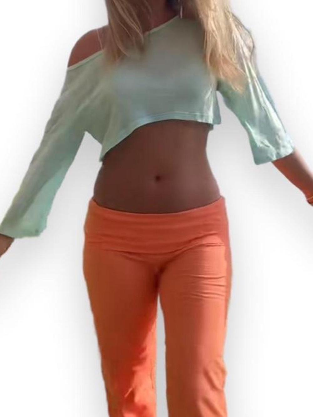 Iris by Lily “THE BAY TOP” in LIGHT AQUA